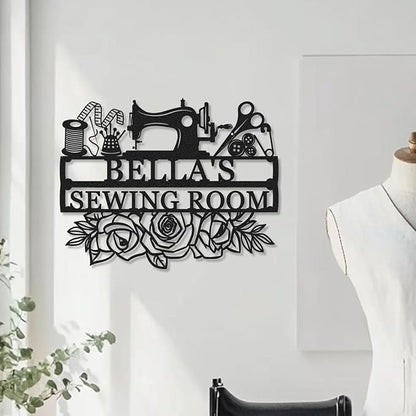 Personalized Name Sewing Room Sign, Custom Mom's Quilting Room Sign Sewing Metal Wall Art, Customized Rose Flowers Sewing Tools Craft Room Wall Decor Signs Grandma Mom Mothers Day Gift